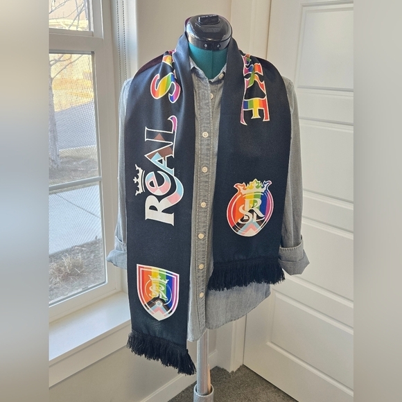 REAL SALT LAKE SOCCER RAINBOW SCARF LIMITED EDITION PRIDE FRINGE REVERSIBLE OS - Picture 6 of 16